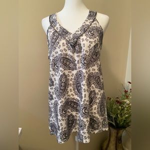 Haptics neck flowy tank; size small; very soft; worn once; excellent condition